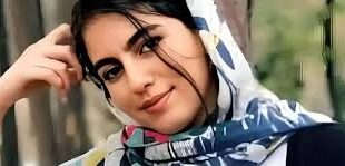 خانم حسینی