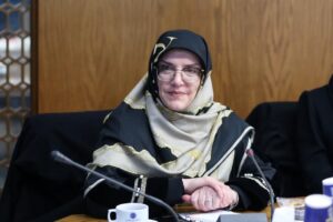 مژگان ایزدی