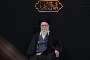 رهبر انقلاب