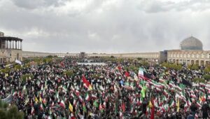 تشعیع رهبر انقلاب