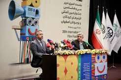 دبیر جشنواره کودکان